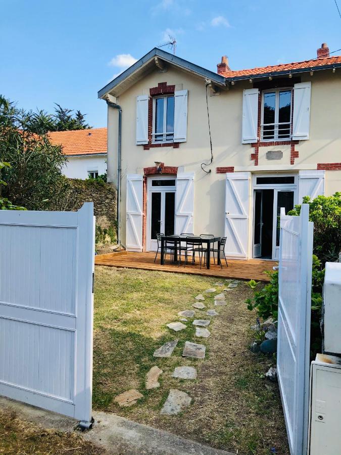 Maison Avec Terrasse A 50 M De La Mer 波尔尼克 外观 照片